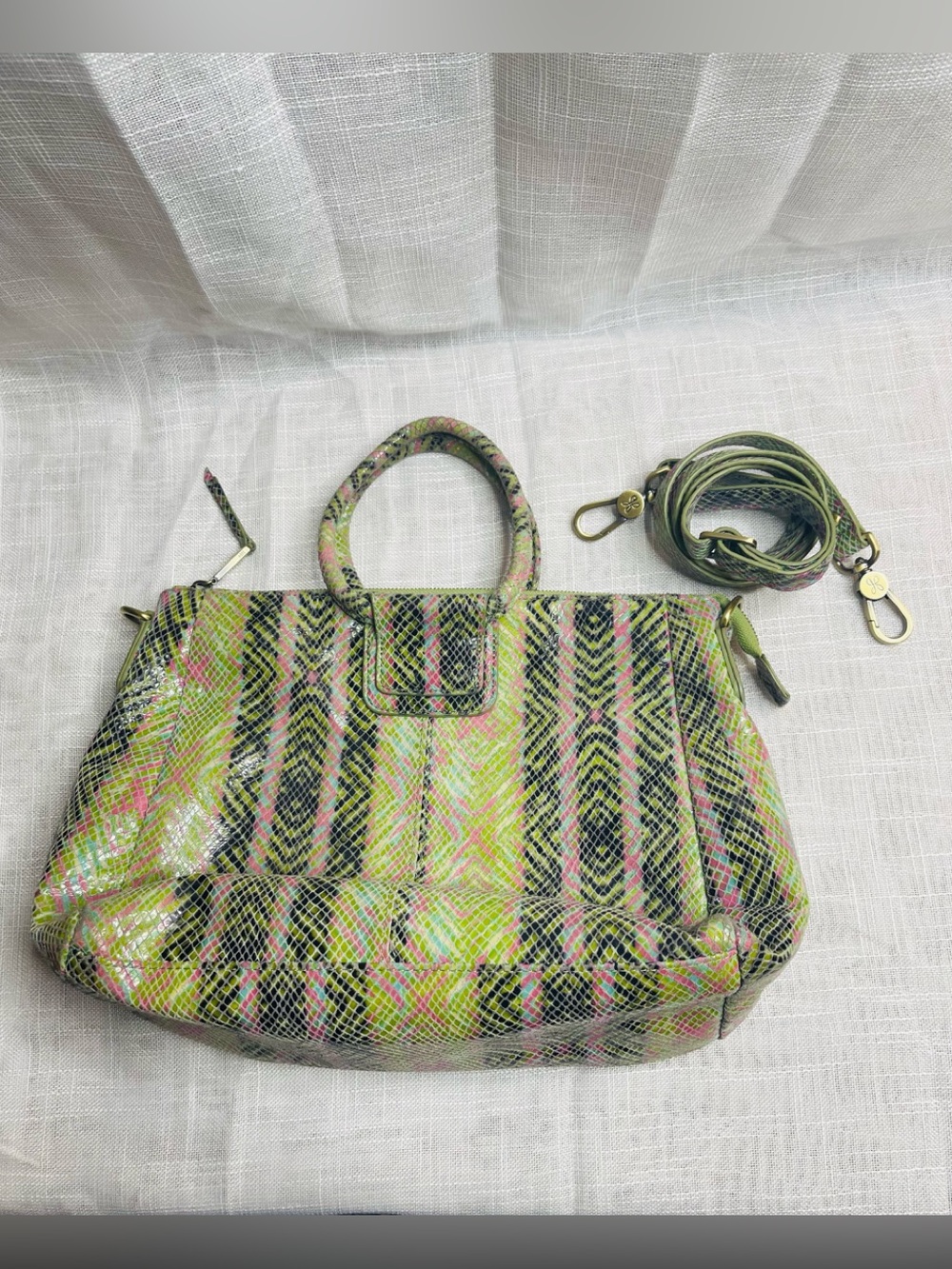 Hobo International Sheila snakeskin effect  print Bag with Crossbody Strap